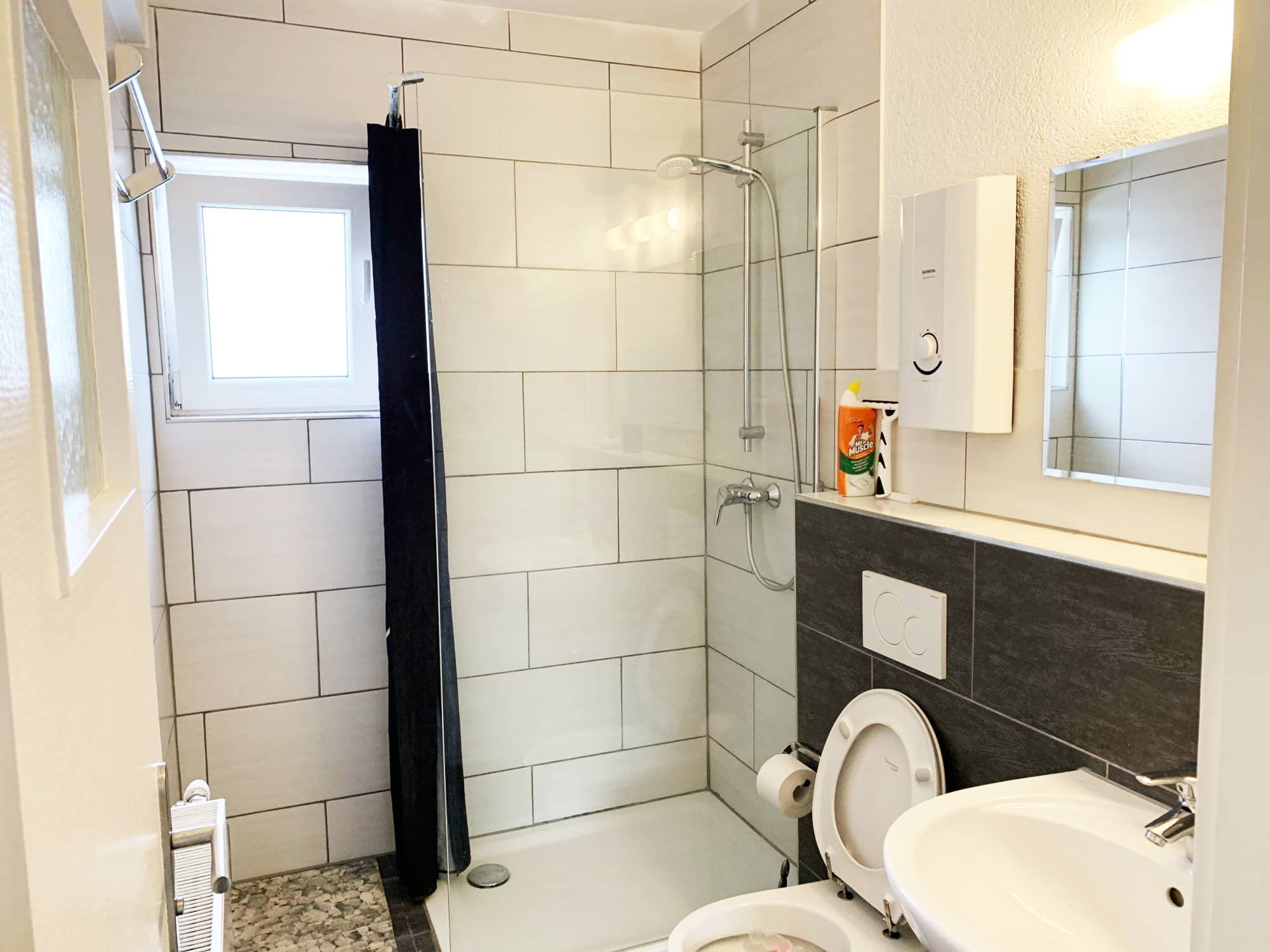 Monteurwohnung / Monteurzimmer in Bad Friedrichshall | Kocher dusche