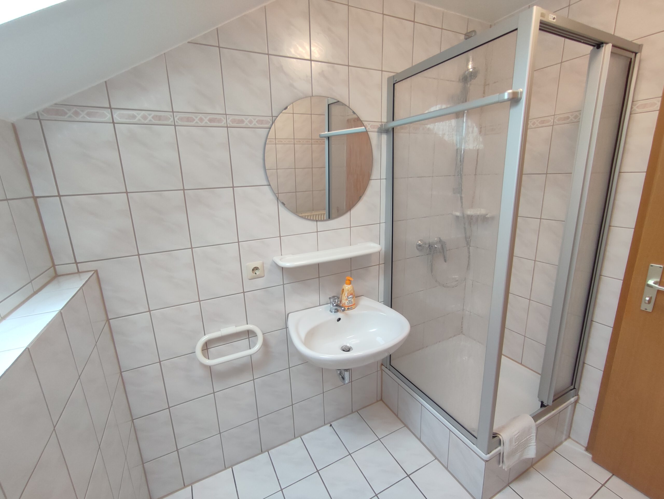 Zimmer 11 günstiges Zimmer Bad Rappenau